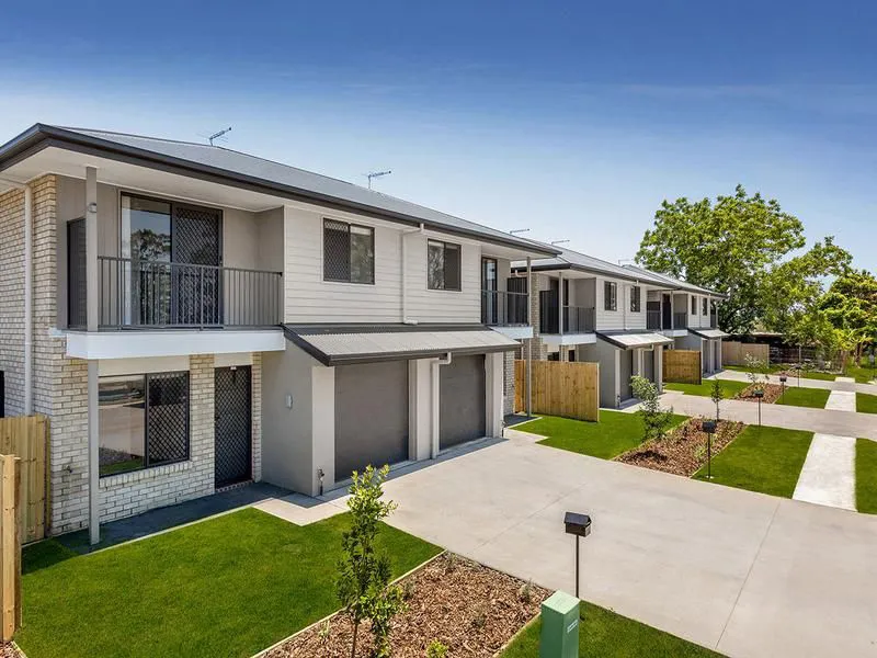 Beautiful ducted three bedroom unit ready to call home