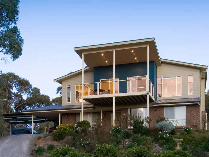 Award Winning Home on a Life Style Block