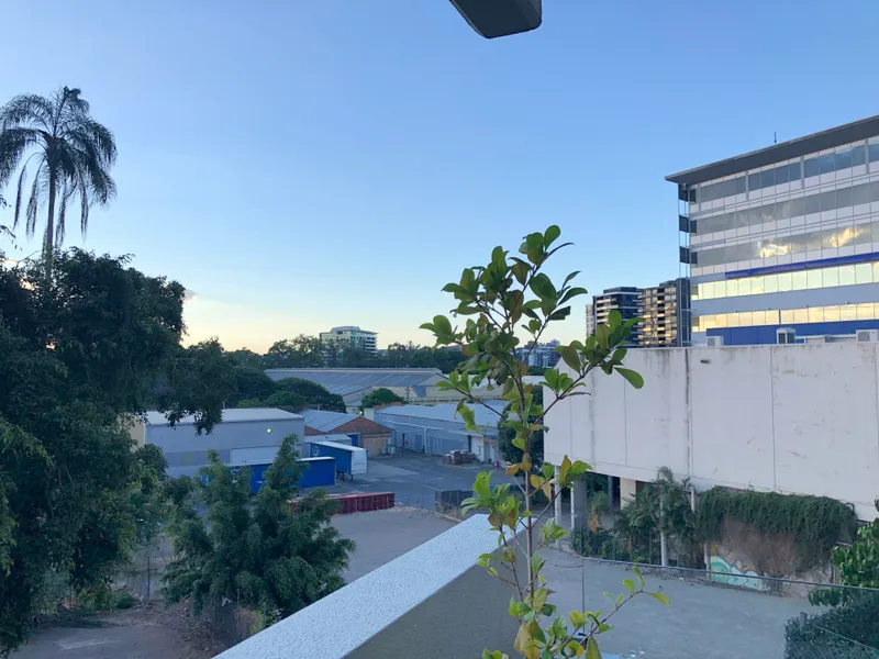 Convenient & Spacious Bedroom Apartment in the heart of South Brisbane