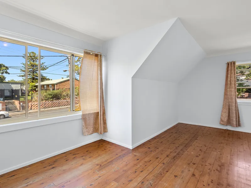 Renovated Townhouse Duplex