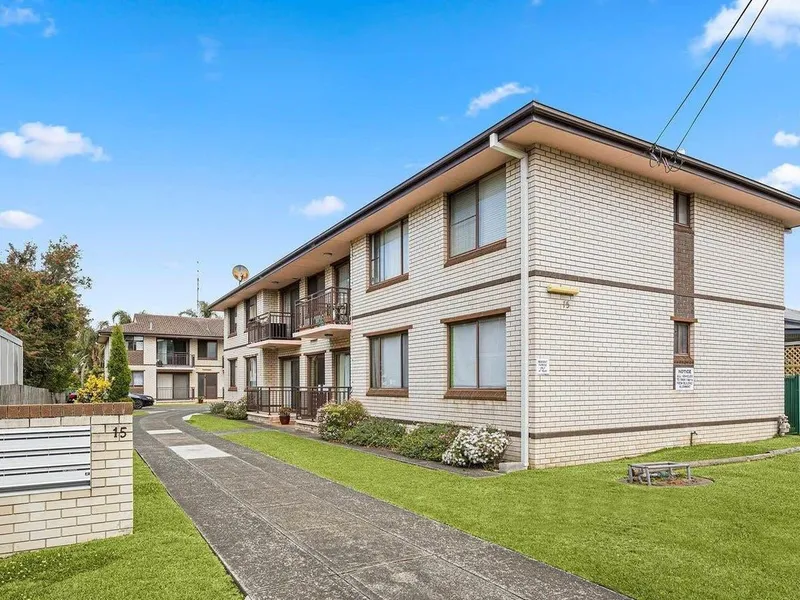 Beautiful 3 Bedroom Unit