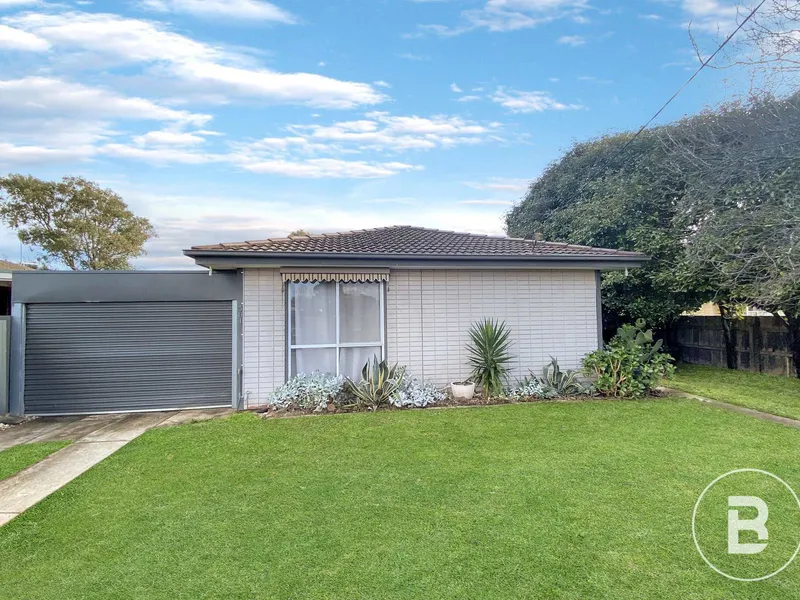 THREE BEDROOM HOME, CLOSE TO SHOPS.