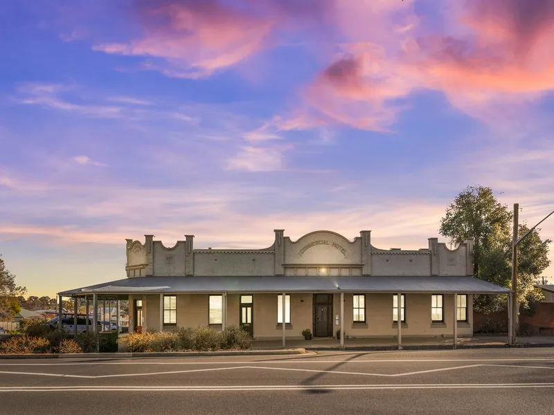 One of The Most Iconic Pubs in Central West NSW
