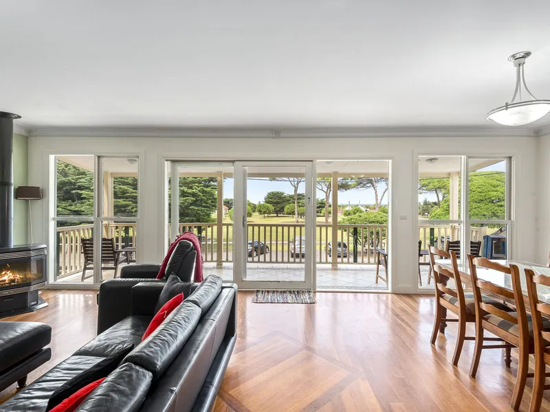 QUEENSCLIFF COMMERCIAL/RESIDENTIAL OPPORTUNITY