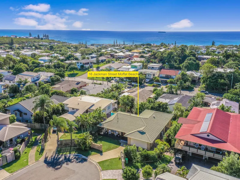 Amazing Opportunity in Magic Moffat Beach