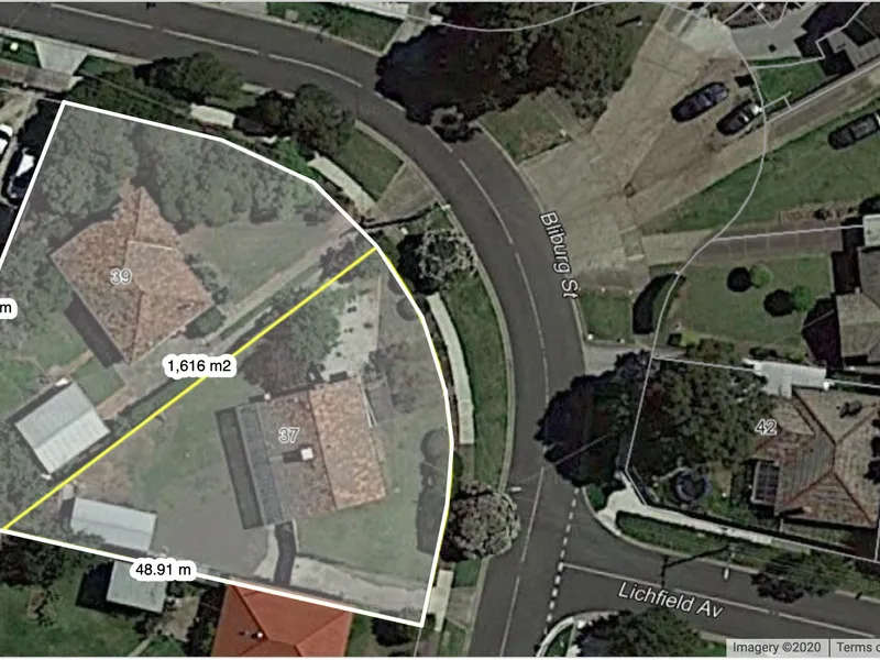 CORNER DEVELOPMENT BLOCK 1,617m2 - PROVISION FOR 8 TOWNHOUSES (STCA)