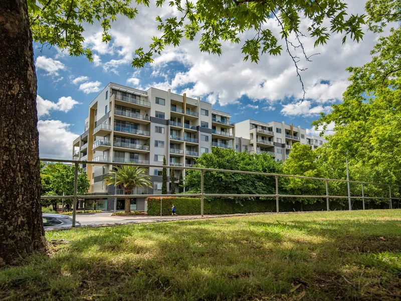 Spacious Two Bedroom Apartment in Canberra City