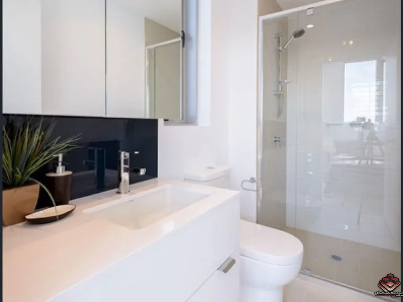 Spacious two bedroom apartment!