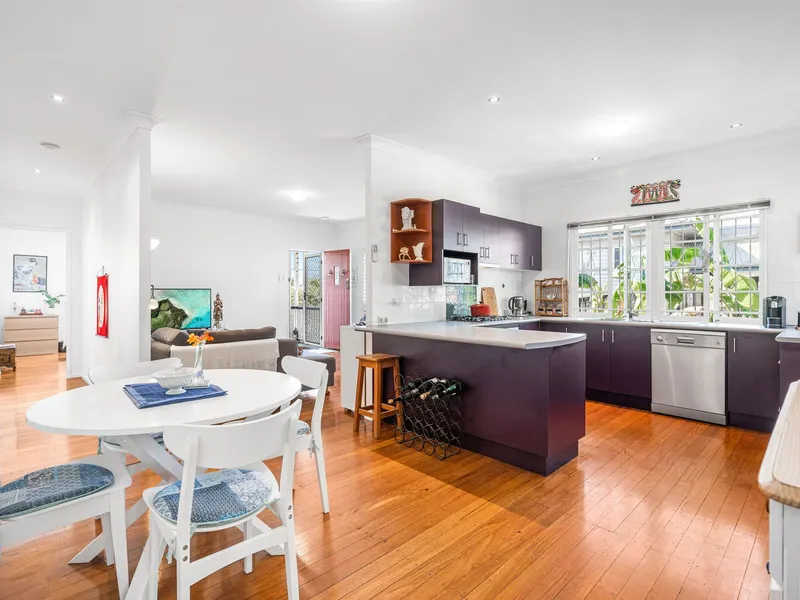 Family Home In A Sought-After Location!