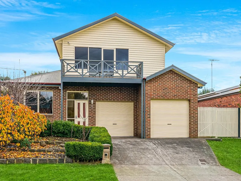 Oozing Character & Charm!