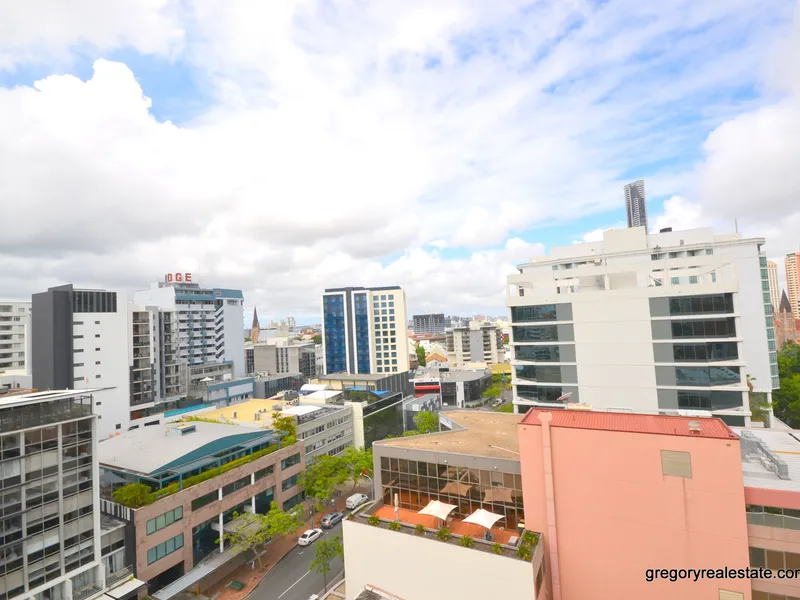 Inner City Furnished Apartment!