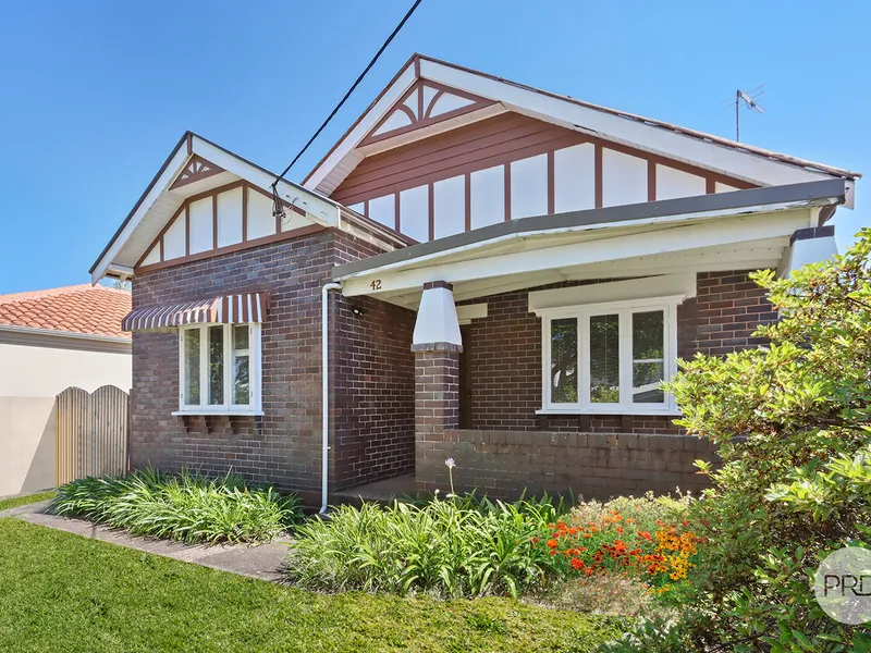 CHARACTER HOME WITH POSITION & POTENTIAL