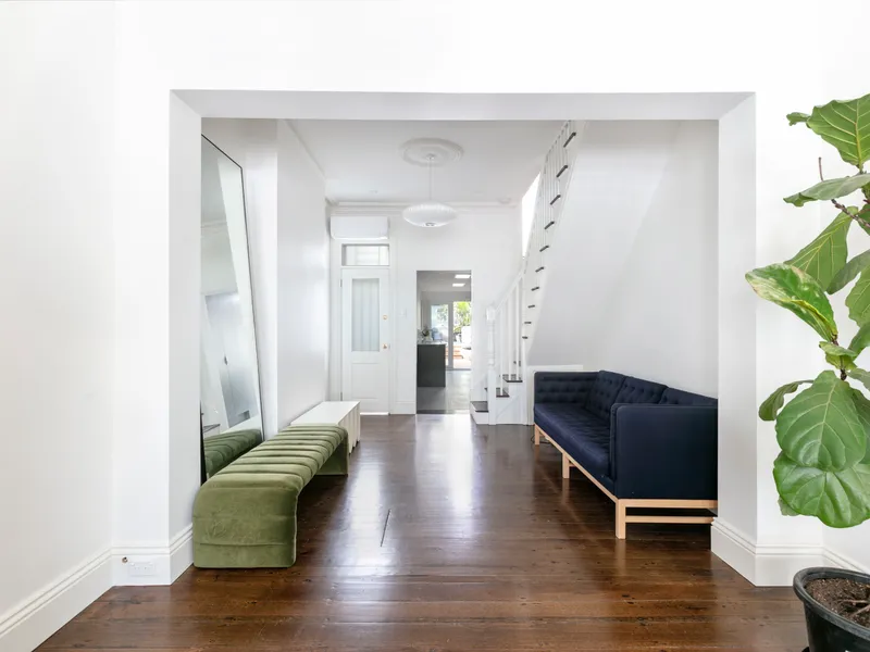 Newly renovated 3-bed terrace, heart of uni hub