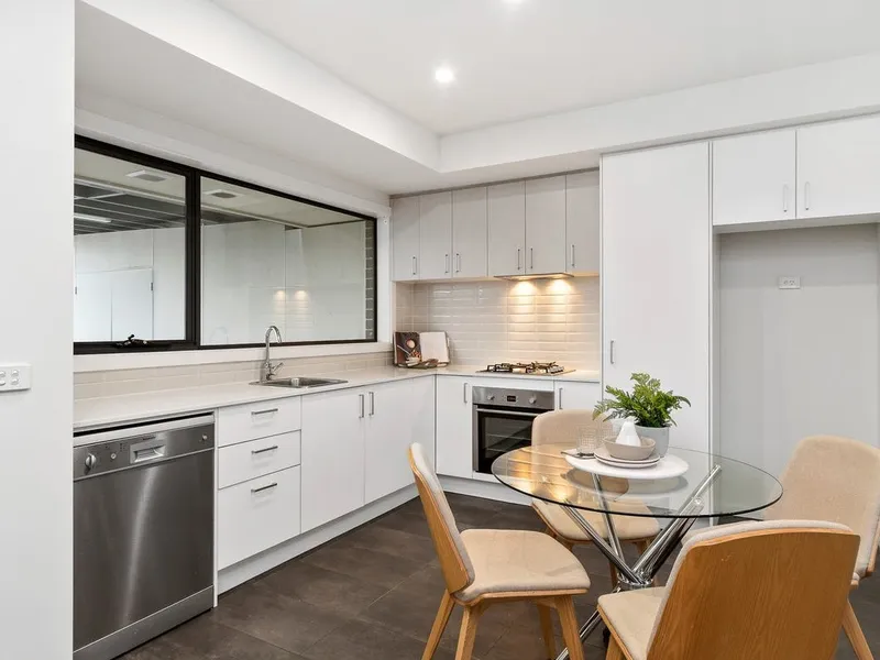 Stylish Low Maintenance Living!