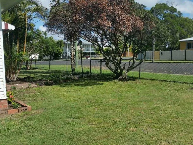LARGE 2 BEDROOM HOME FULLY FENCED