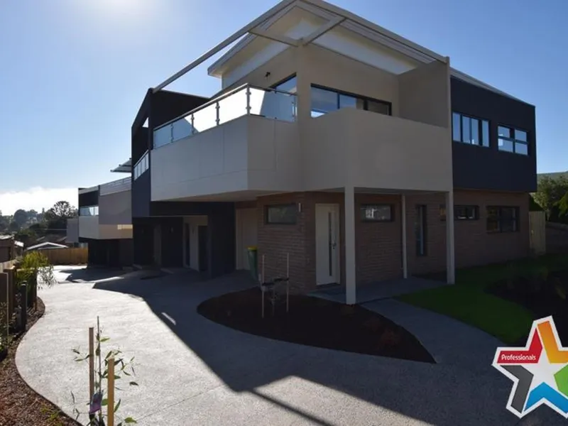 2 BEDROOM PERFECTION