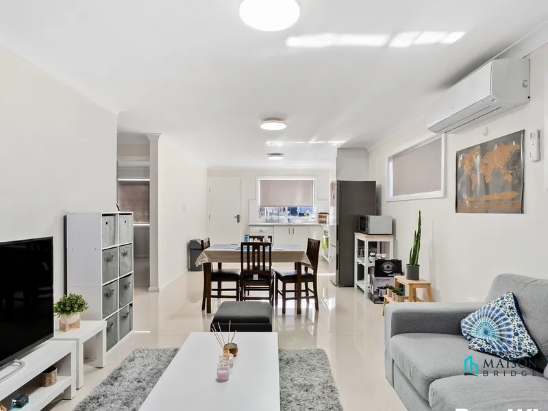 Contemporary 2 Bedrooms Granny Flat Available!