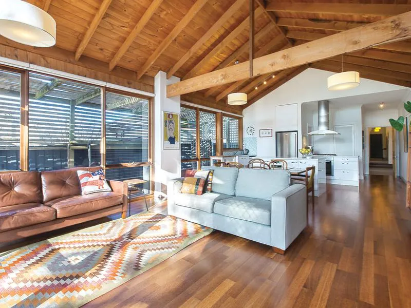 Spacious Malvern Abode With Leafy Aspect!
