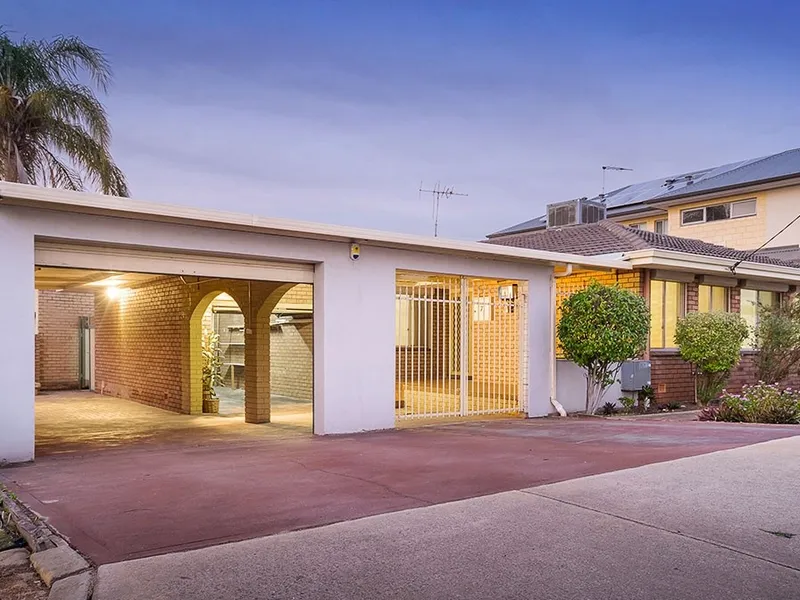 Well-presented Family Home with solar and workshop, only 480 pw