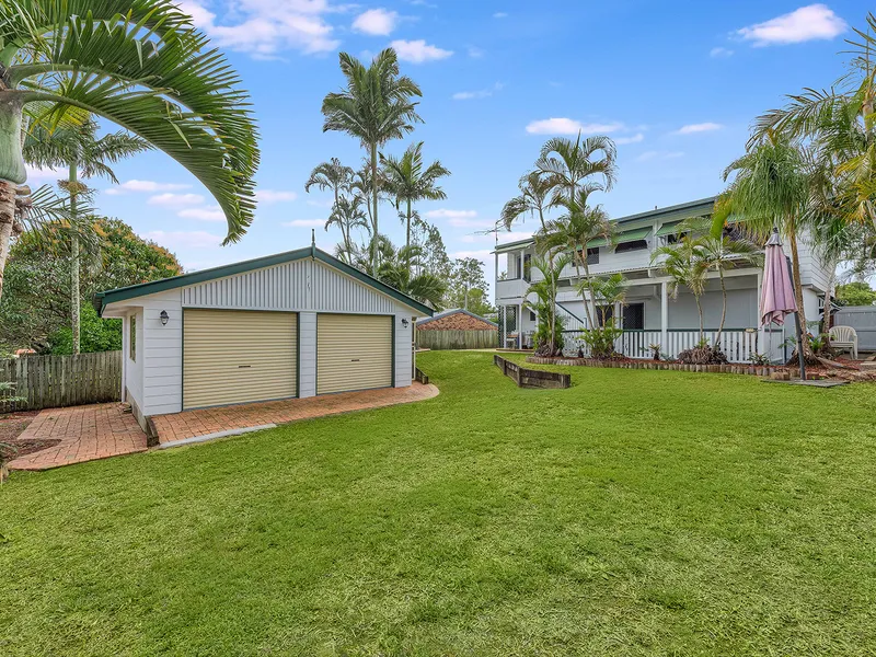CHARMING HOME WITH SHED/HOME STUDIO PLUS SIDE ACCESS
