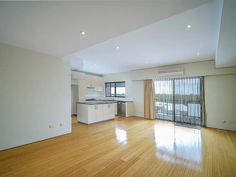 Gorgeous double level apartment