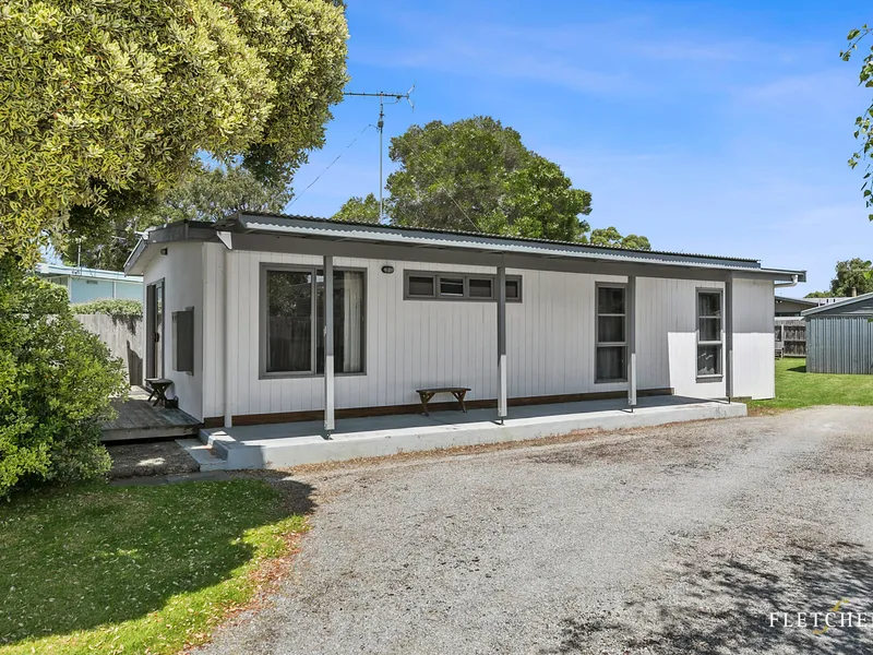 Quintessential Beach Shack In Old Barwon Heads