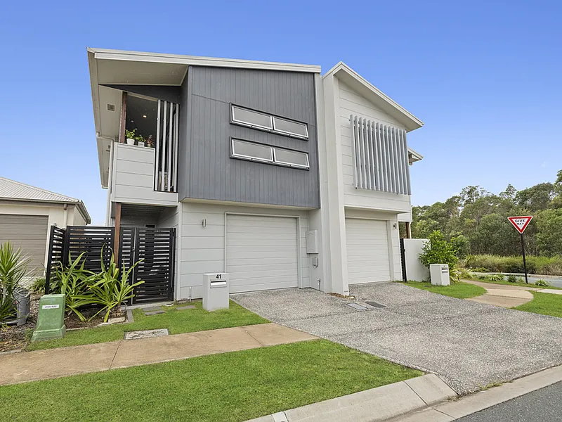 STYLISH EASY LIVING, NO BODY CORPORATE 