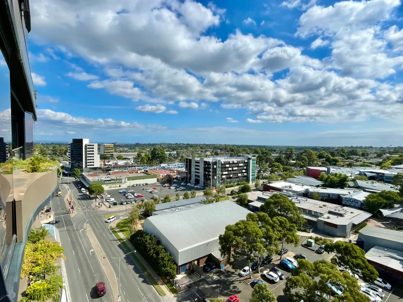 Brand New Two Bed Two Bath Apartment with Fridge and Views!