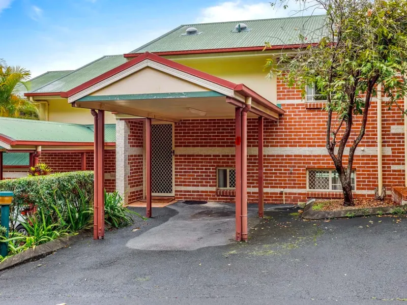 Neat and tidy townhouse in a high demand suburb! This property is a must to inspect!