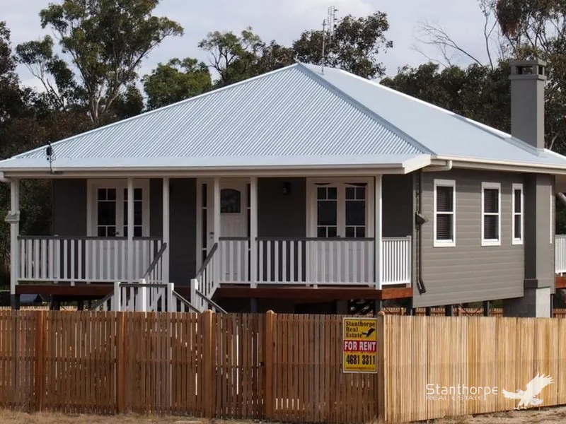 Glen Aplin - Brand New Colonial 3 Bedroom - Stunning Location