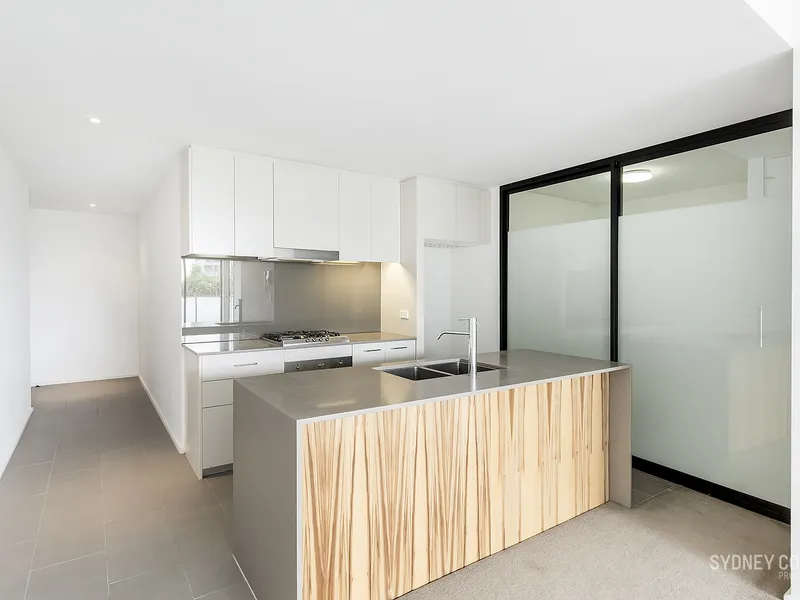 ONE BEDROOM + EXTRA LARGE ENCLOSED STUDY | Unfurnished