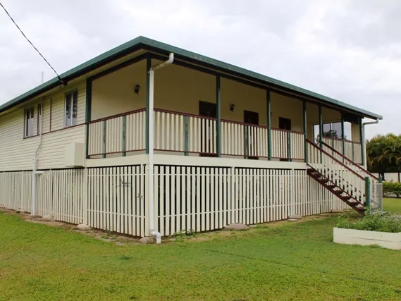 IMMACULATE HOME ON A CORNER BLOCK