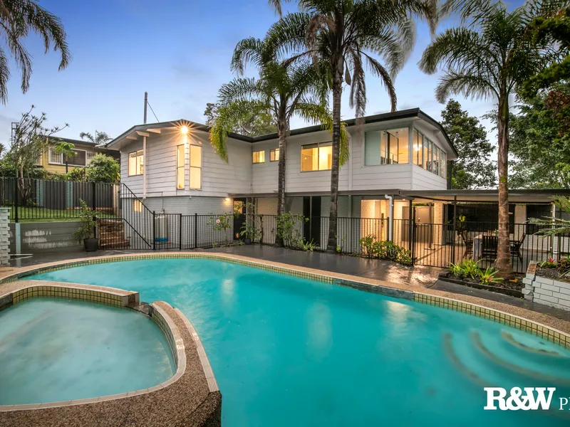 An Elevated Leafy Retreat For Your Family