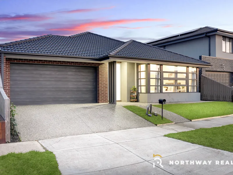 A SAPCIOUS 5 BEDROOM STUNNING HOME FOR BIG FAMILIES..