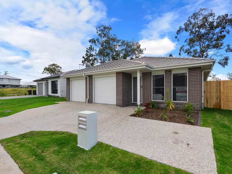 MUST SEE, STUNNING BRAND 2 BEDROOM DUPLEX!