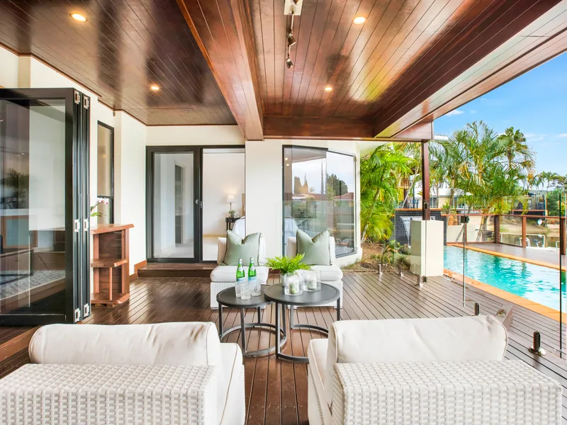 Immaculate North East to Water Entertainer