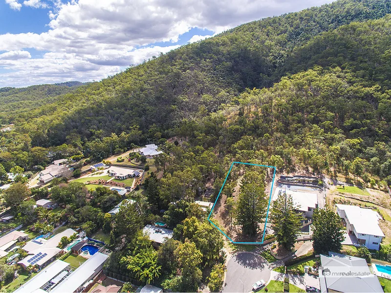 Positioned in the picturesque foothills of Mt Archer