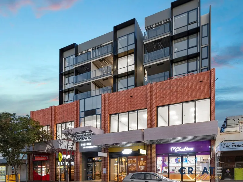 READY TO MOVE INTO - IN THE HEART OF SUNSHINE
