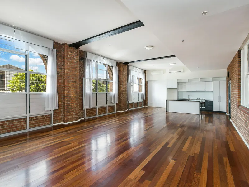 ARCHED WINDOWS TO HEAVEN