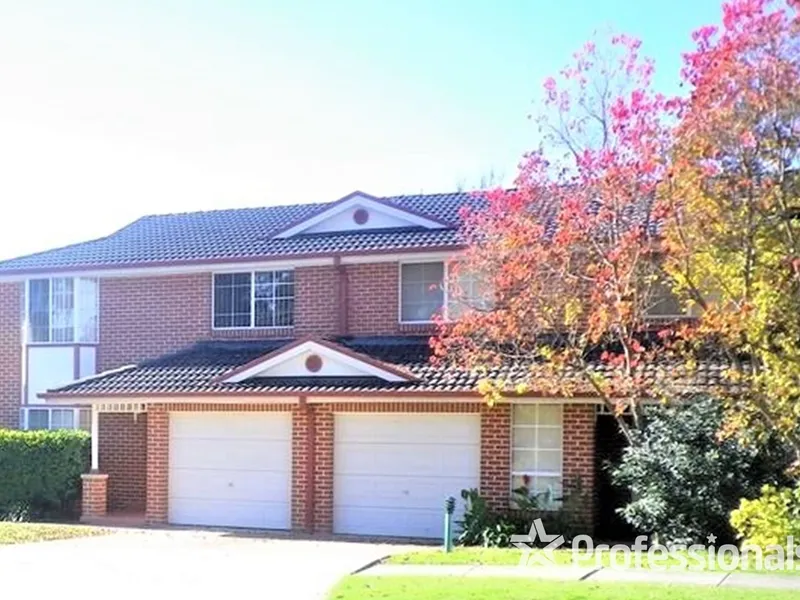 THREE BEDROOM TOWNHOUSE WITH STREET FACING FRONTAGE