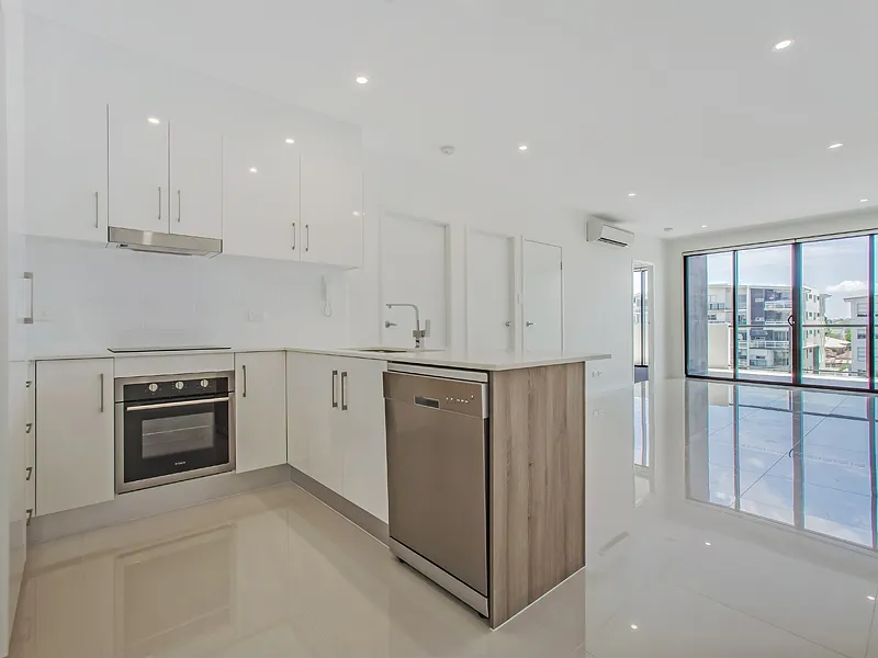 Luxury Open Plan Living In The Centre Of Lutwyche