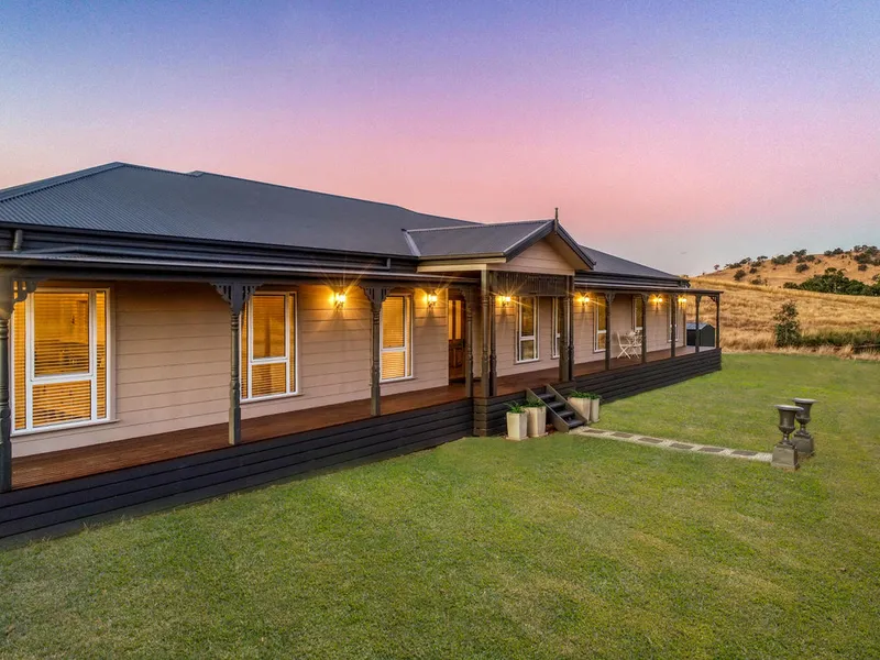 Stunning architectural design meets luxurious country living