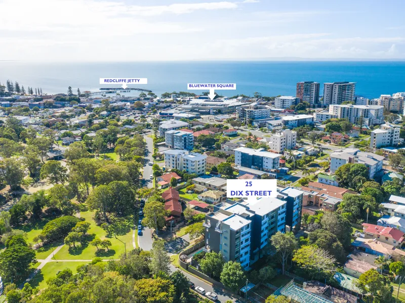 Private unit overlooking gorgeous parks in the heart of Redcliffe CBD – East of Oxley!