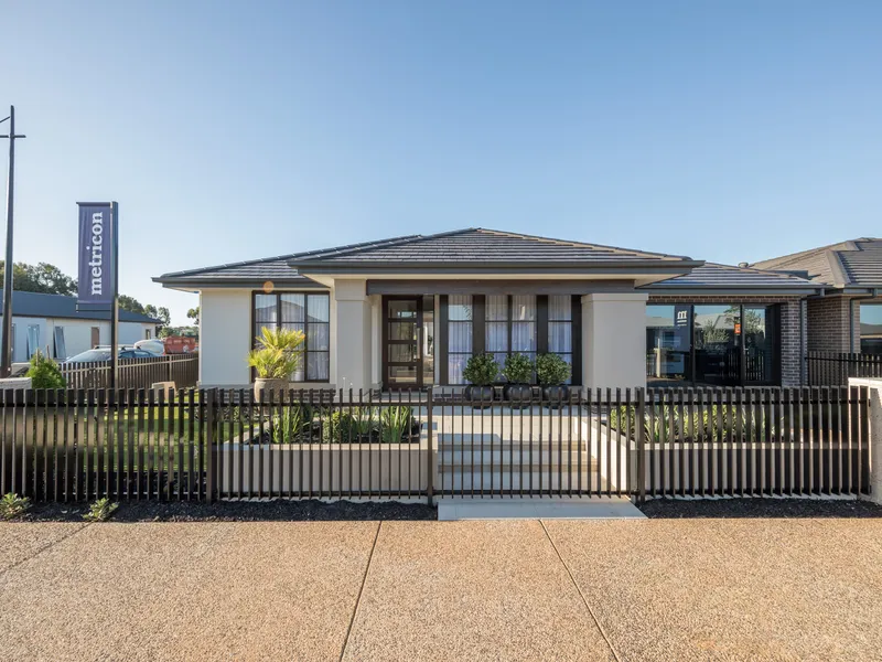 Modern Family Luxury