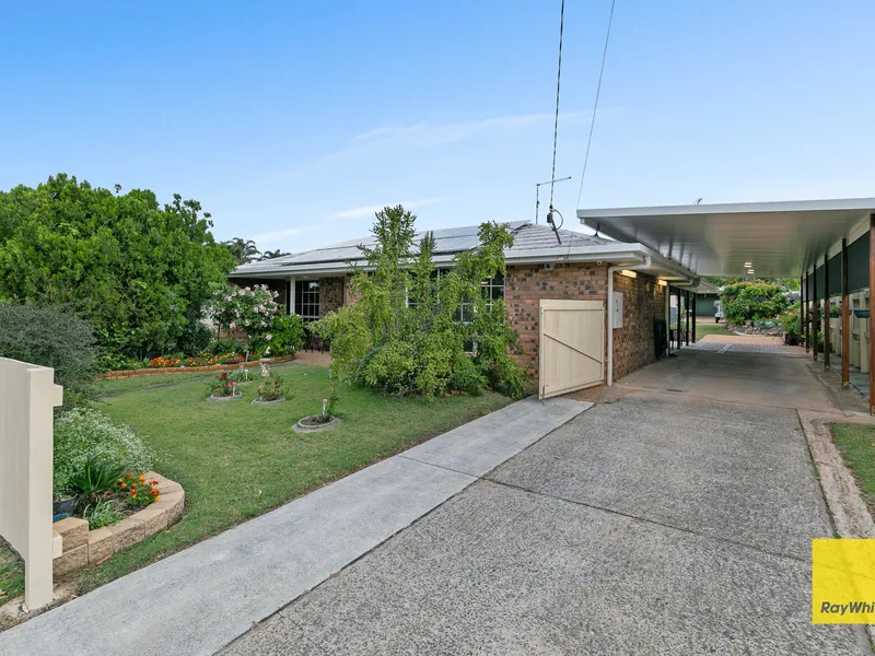 Morton Bay Living on 1,126m2 with side access