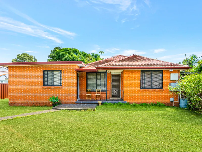 4 Bedroom House & 2 Bedroom Granny Flat