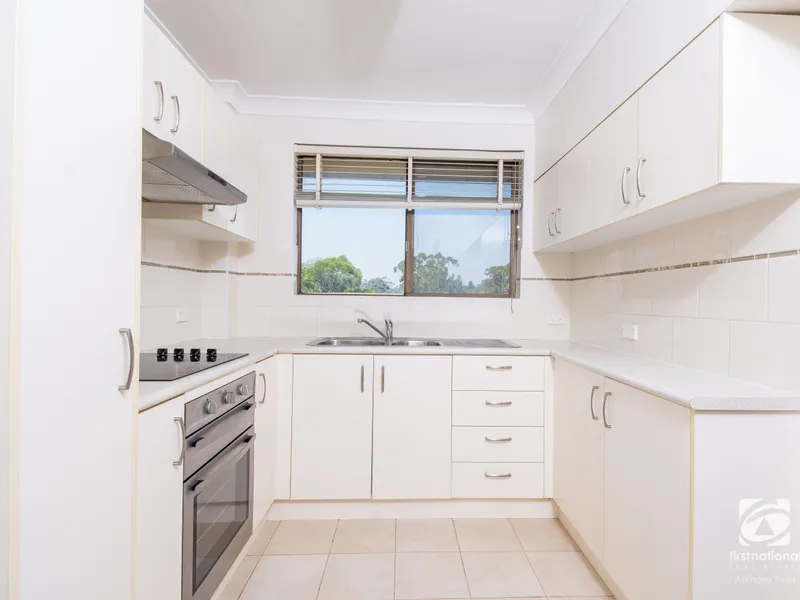 2 BEDROOM TOP FLOOR UNIT