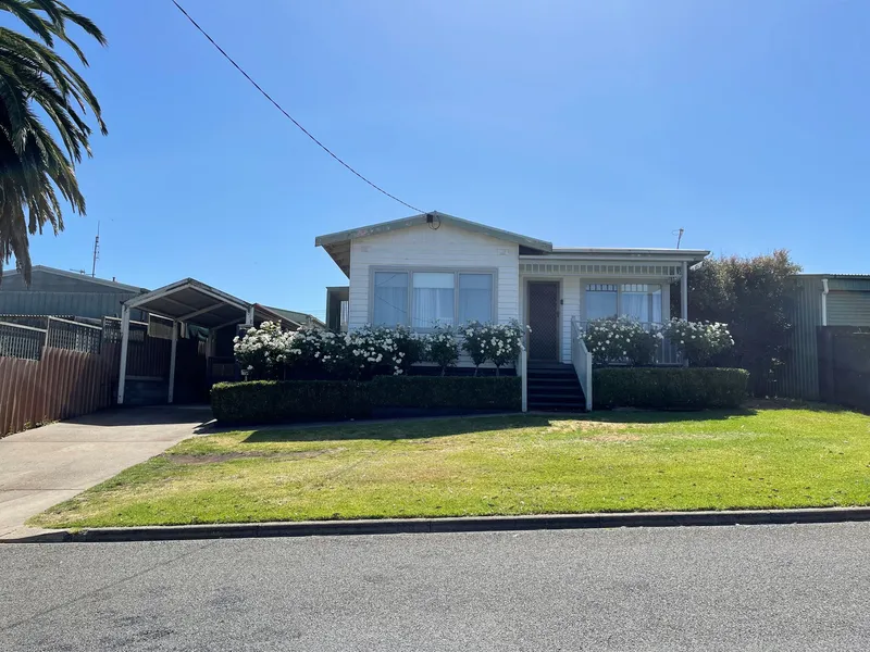 3 Bedroom Home in Dennington.