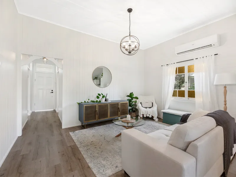 Early 1900's Miners Cottage - Walk to Everything!