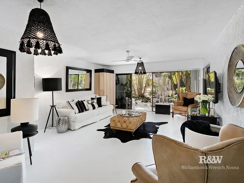 Stunning Garden Apartment - Enviable Location